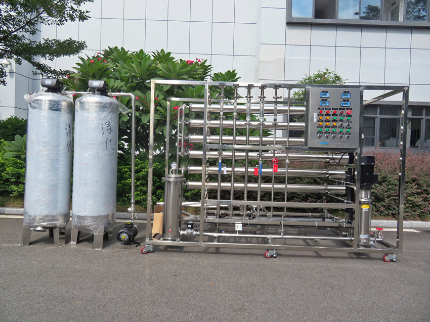 1T/H全不銹鋼雙級反滲透水處理設備_一類二類醫(yī)療器械用